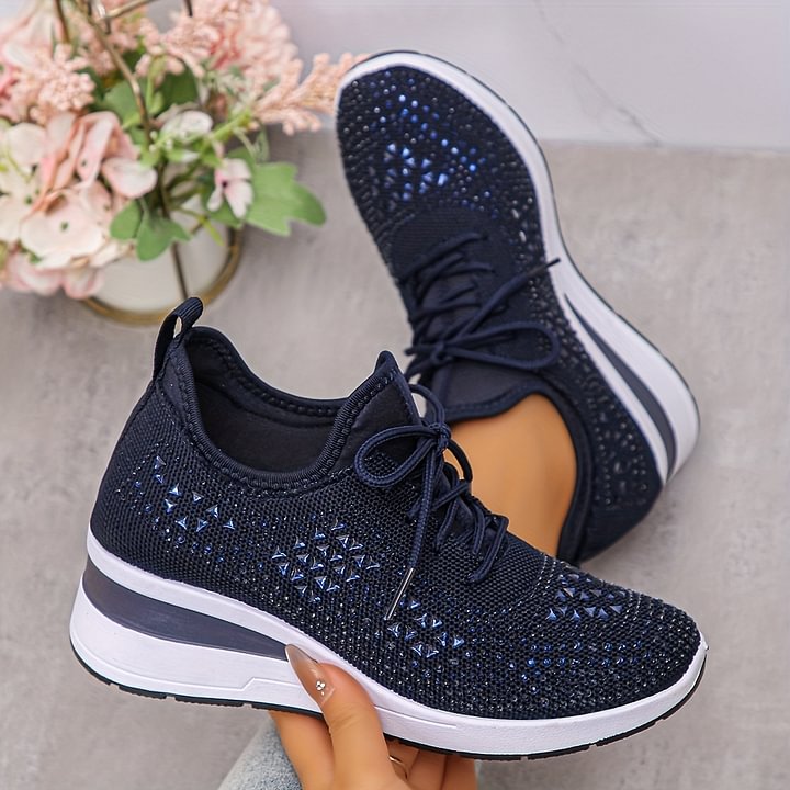 🔥🔥Último dia da promoção, aproveite 49 % de desconto🔥 Sapatilhas ortopédicas respiráveis para mulher, estilo casual e moderno, decoradas com strass incrustados.