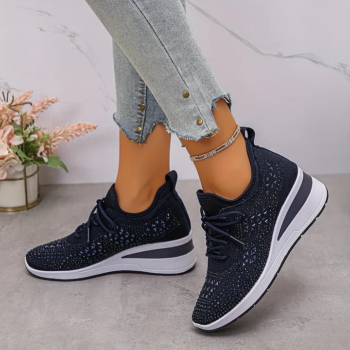 🔥🔥Último dia da promoção, aproveite 49 % de desconto🔥 Sapatilhas ortopédicas respiráveis para mulher, estilo casual e moderno, decoradas com strass incrustados.