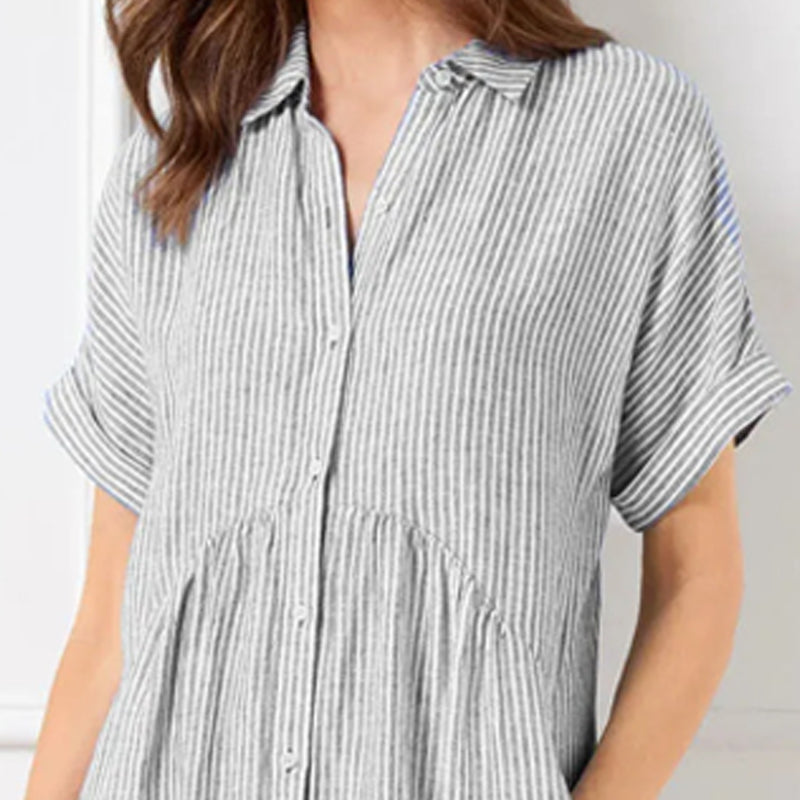 💎💃Vestido camisa às riscas com lapelas e botões – Bolsos funcionais, corte largo e elegância intemporal🌟👗