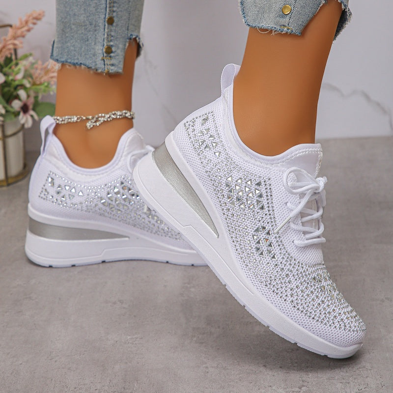 🔥🔥Último dia da promoção, aproveite 49 % de desconto🔥 Sapatilhas ortopédicas respiráveis para mulher, estilo casual e moderno, decoradas com strass incrustados.