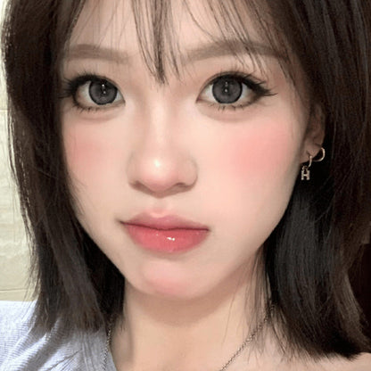False Eyelashes with Self-Adhesive