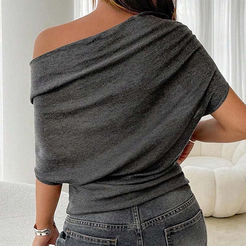 ✨Top assimétrico com ombros à vista e mangas em forma de asa de morcego para mulher💞
