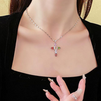 💎 50% DESCONTO!! ✝️ Colar colorido com pendente de cruz de strass – brilho intenso, comprimento ajustável e um look marcante ✨
