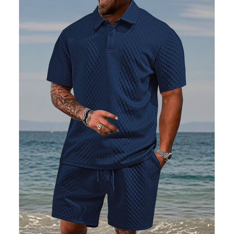 Conjunto de 2 peças para homem: camisola de manga curta com gola virada e padrão diamante e calções com cordão