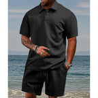 Conjunto de 2 peças para homem: camisola de manga curta com gola virada e padrão diamante e calções com cordão