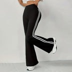 Calça flare de cintura subida com risca lateral