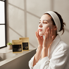 Máscara facial iluminadora e hidratante para correção de manchas.